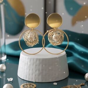 Modern Statement Pearl Mesh Sphere Earrings Gold Plated Alloy Bold Elegant